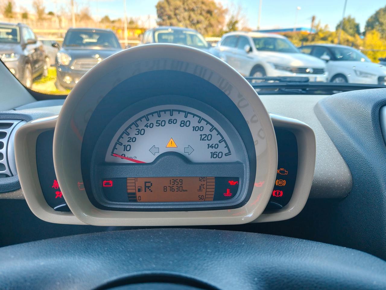 Smart ForTwo 1000 62 kW coupé solo 87000km