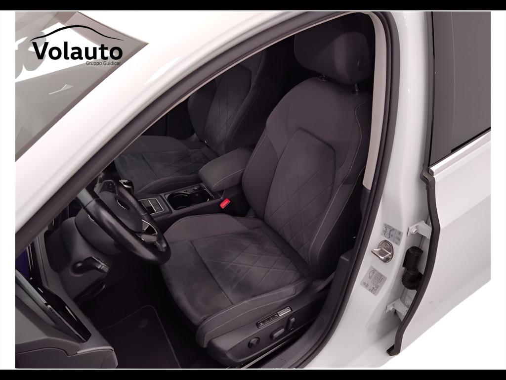 VOLKSWAGEN Golf VIII 2020 - Golf 1.5 tsi evo Style 130cv