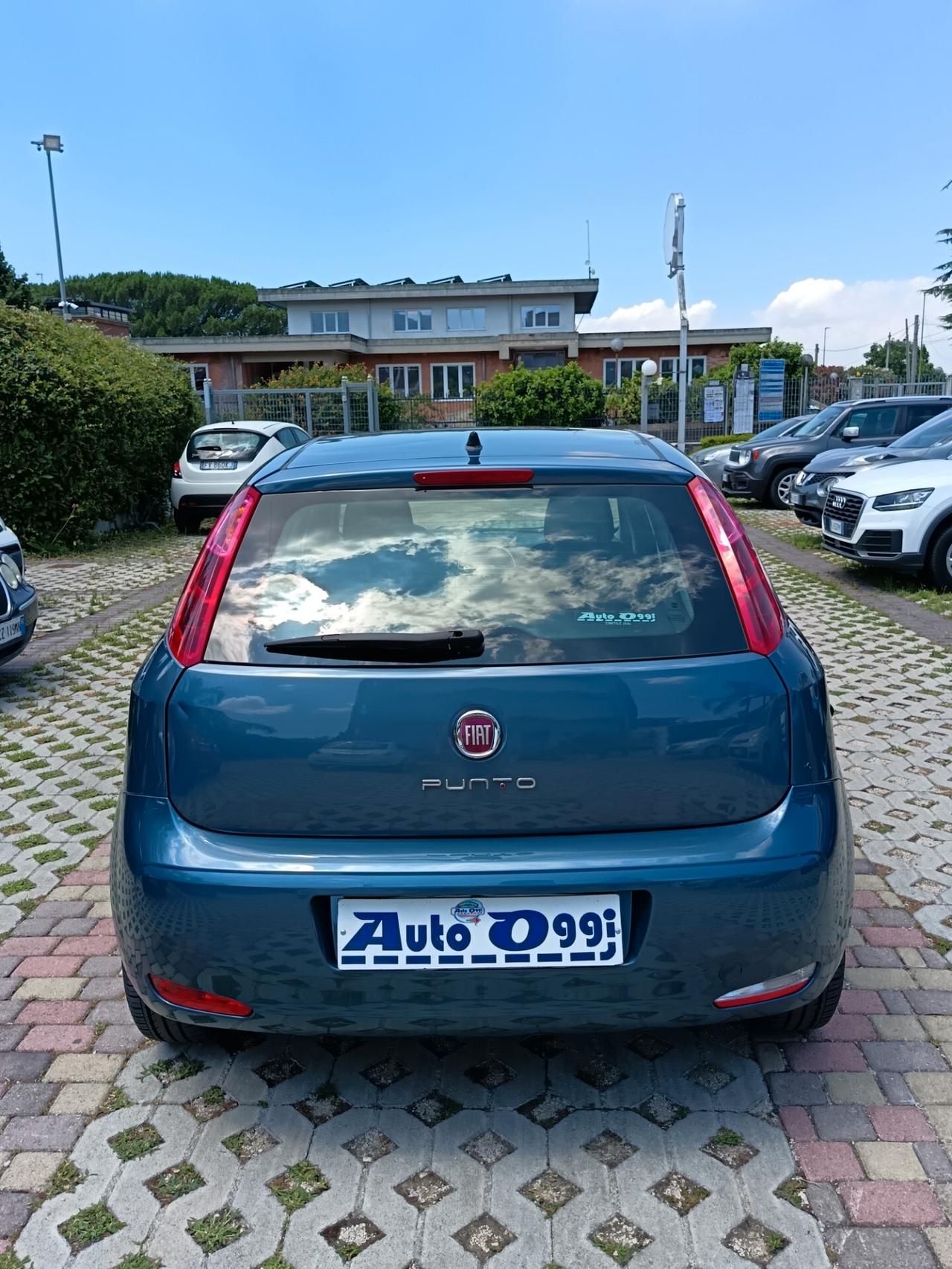 Fiat Punto 1.3 MJT II S&S 95 CV 5 porte Street