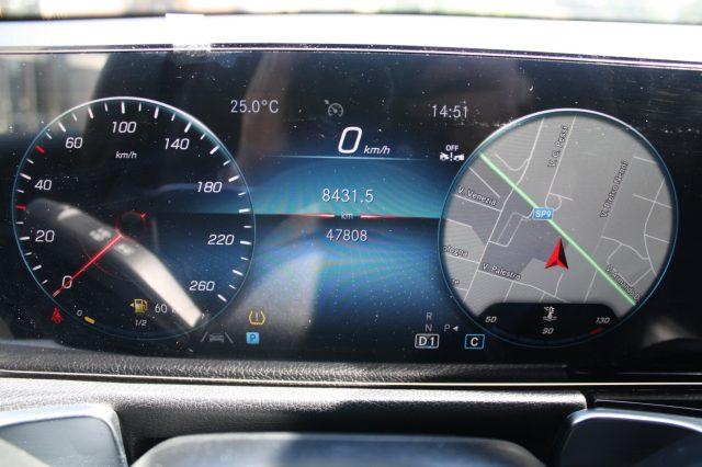 MERCEDES-BENZ GLB 180 d Automatic Business Extra 7 POSTI
