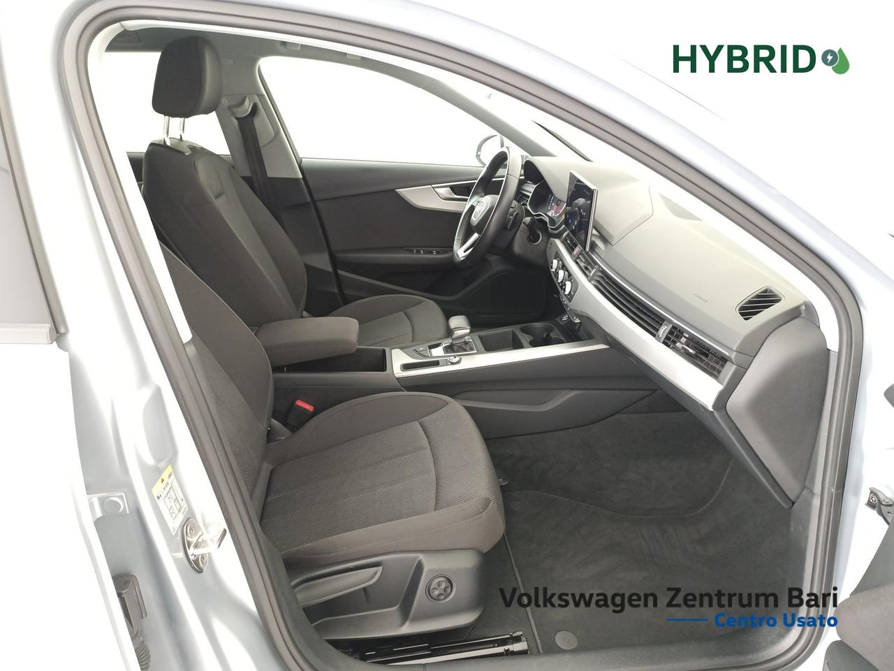 Audi A4 avant 30 2.0 tdi mhev business 136cv s-tronic