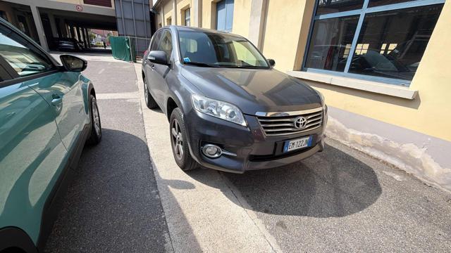 TOYOTA RAV 4 MY23 RAV4 2.2 D-4D 150 CV Lounge