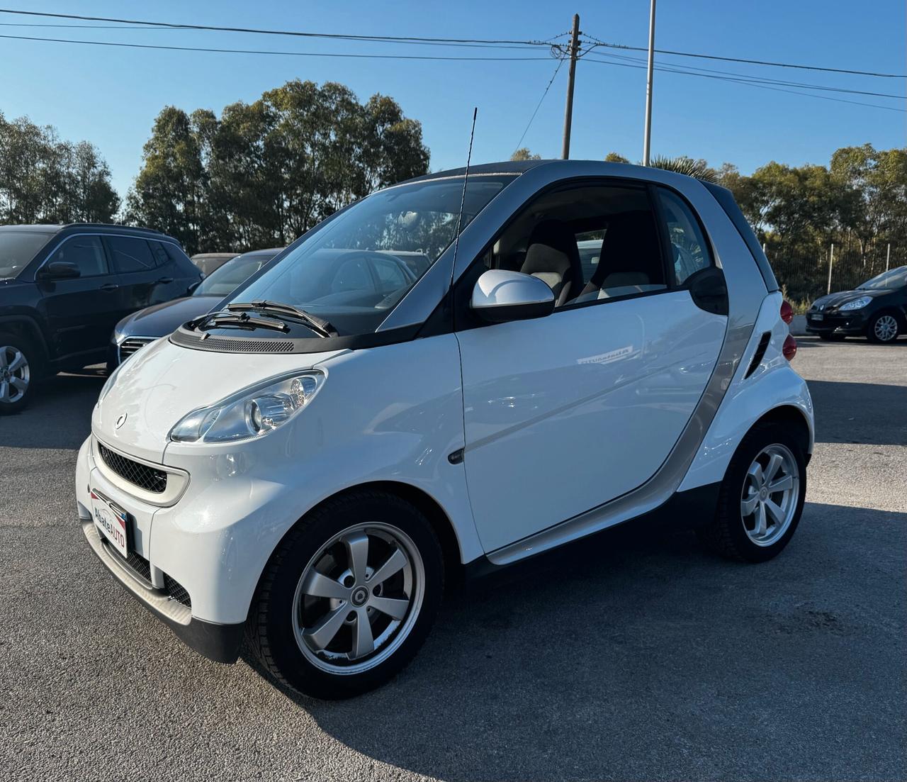 Smart ForTwo 1000 52 kW MHD coupé passion
