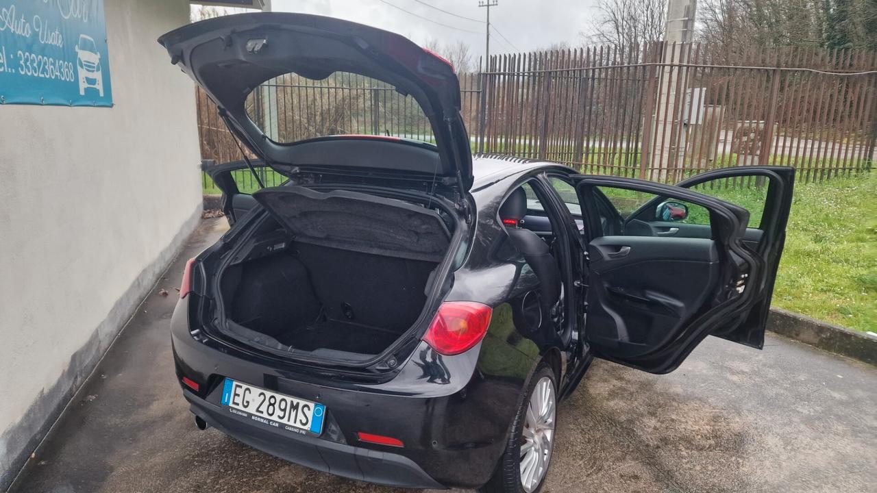 Alfa Romeo Giulietta 1.6 JTDm-2 105 CV Distinctive