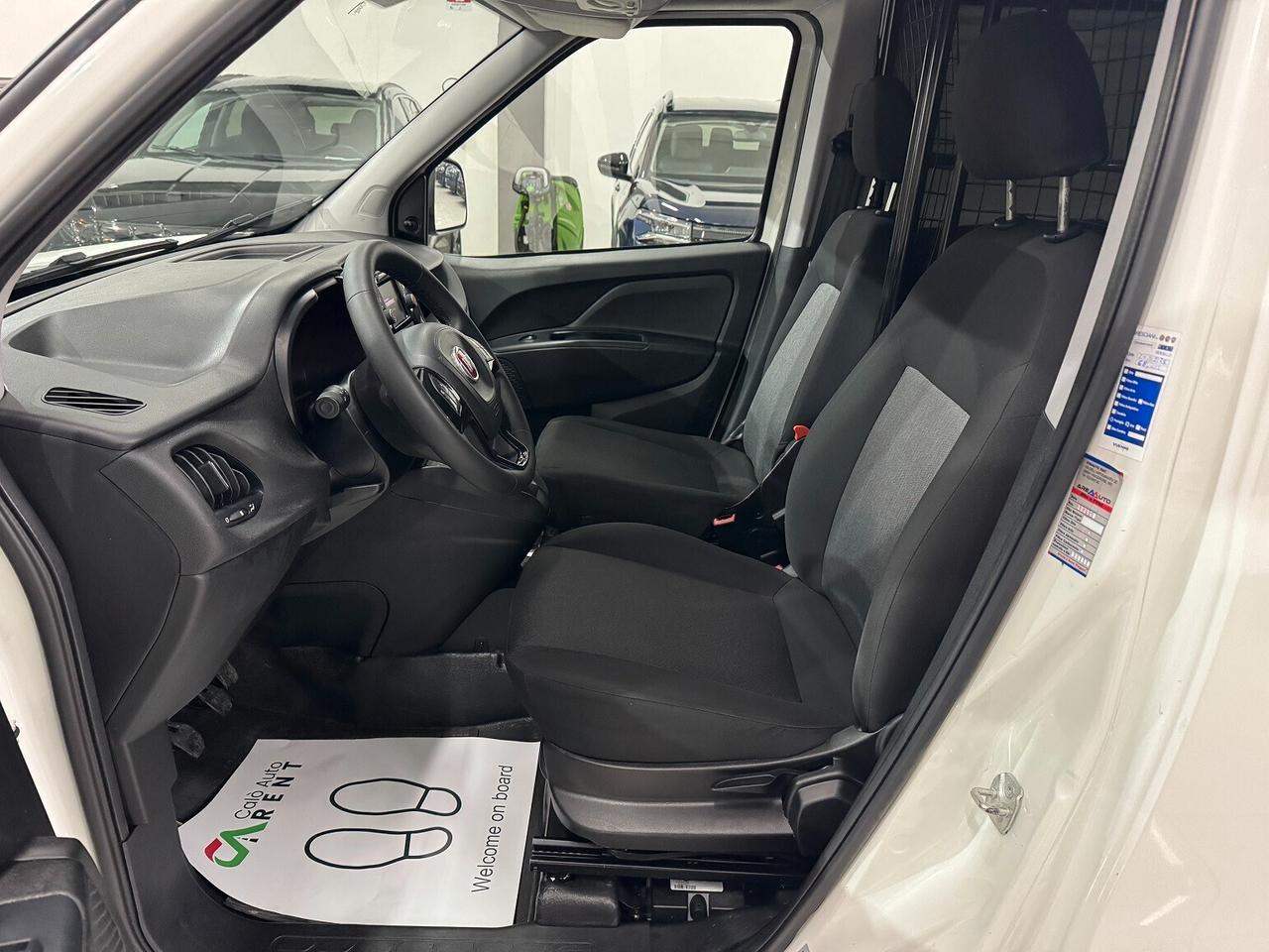 Doblò 1.6 MJT Lounge PORTA LATERALE PARI NUOVO!!!!!