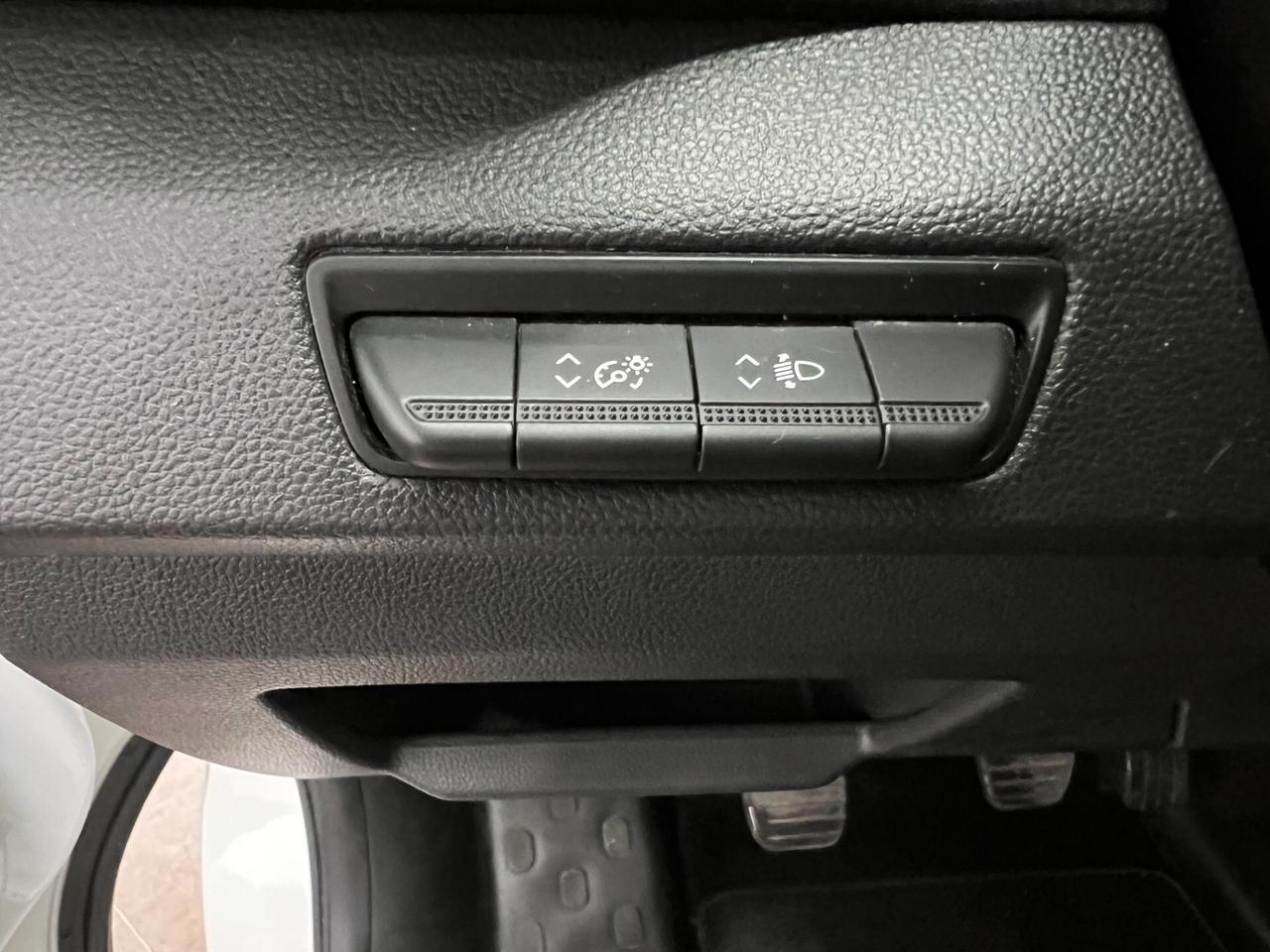 Nissan Primastar 2.0 dCi 110CV PC-TN Bus