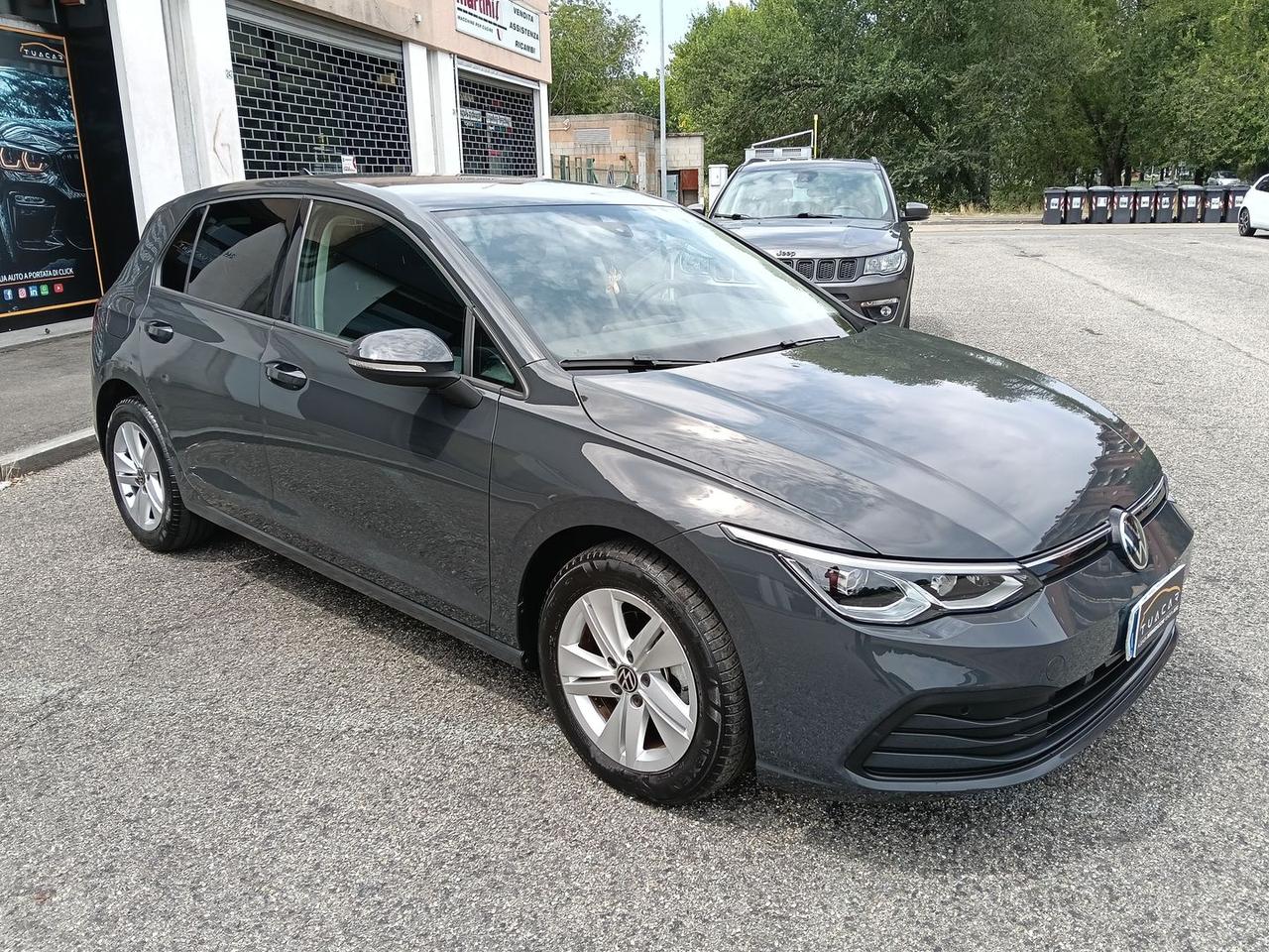 Volkswagen Golf 1.5 TSI Life #11539
