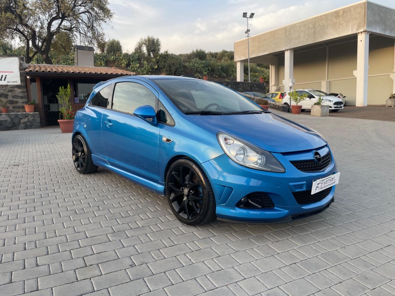 Opel Corsa OPC 1.6 turbo benzina 192CV