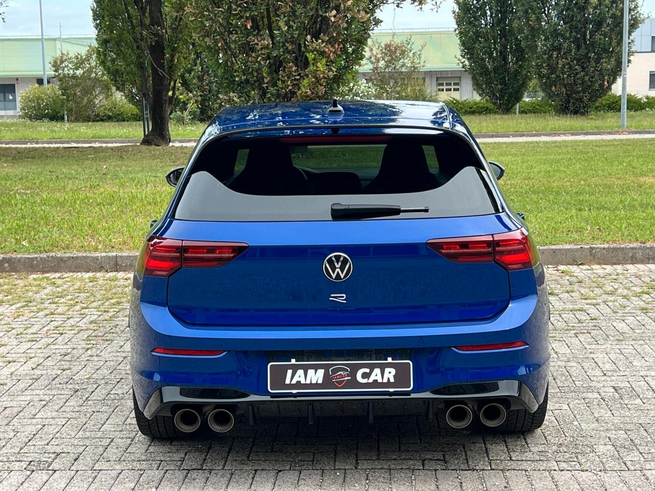 Volkswagen Golf 8 R 2.0 TSI DSG 4Motion AKRAPOVICH