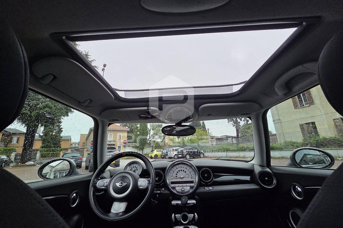 MINI Mini 1.6 16V Cooper D
