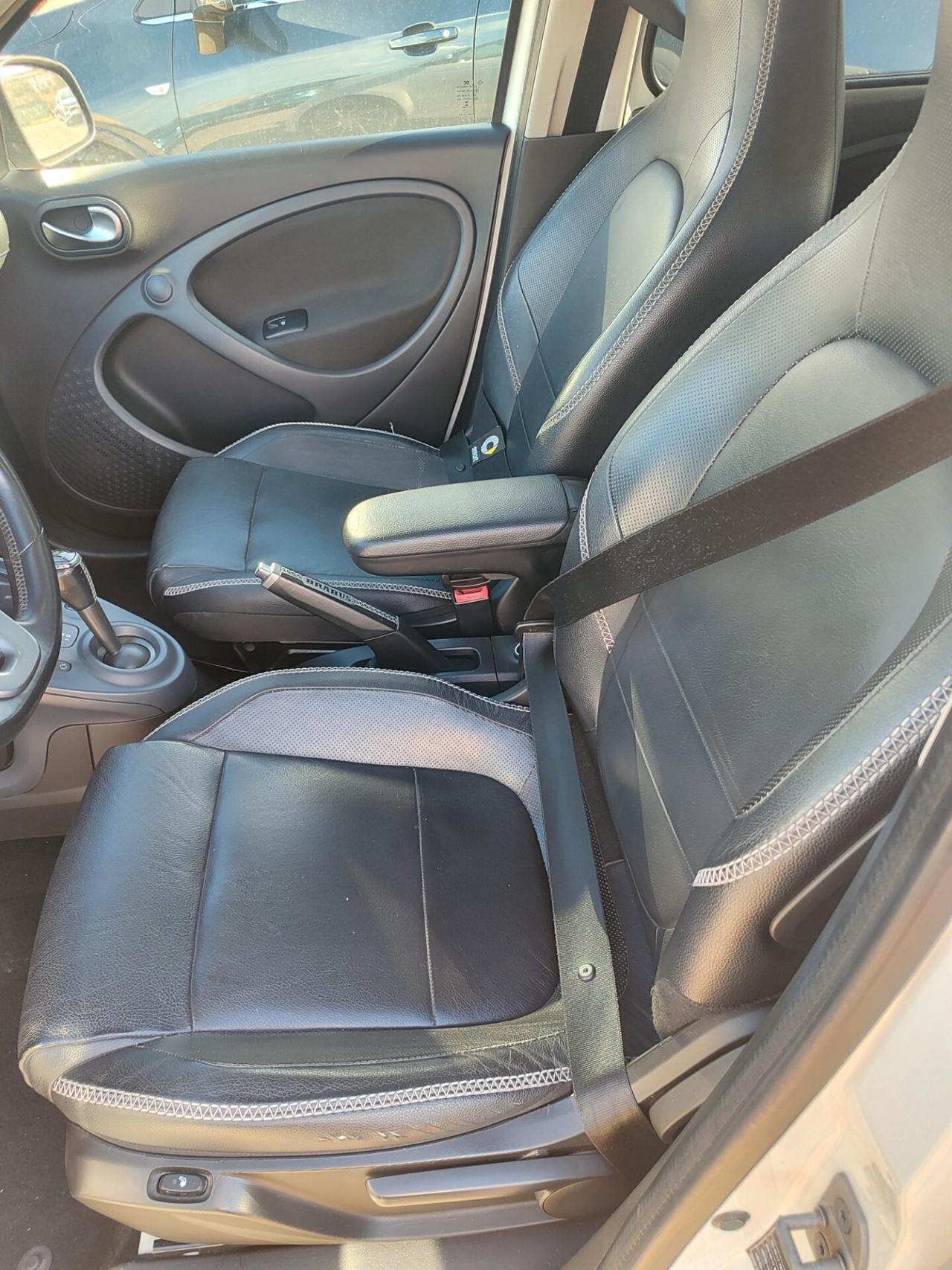 Smart ForFour BRABUS 0.9 Turbo twinamic Xclusive