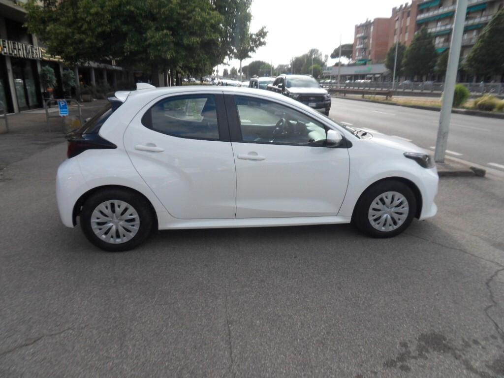 Toyota Yaris 1.5 Hybrid 5 porte Active