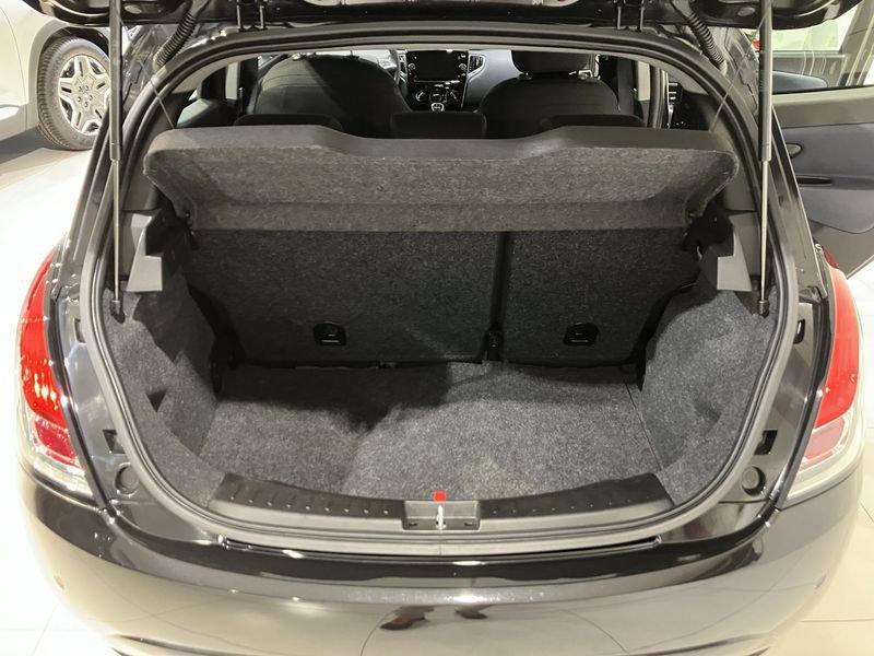 Lancia Ypsilon 1.0 FireFly 5 porte S&S Hybrid Platino