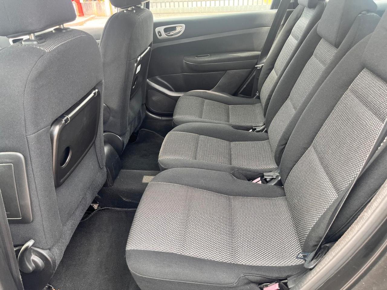 Peugeot 307 1.6 16V SW ** 7 POSTI **