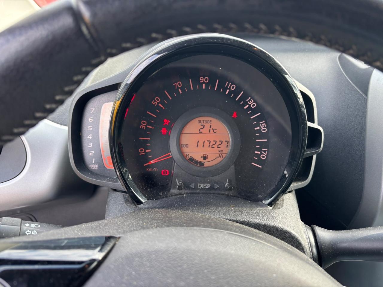 Toyota Aygo 1.0 VVT-i 5 p x-play TSS - OK NEOPATENTATI