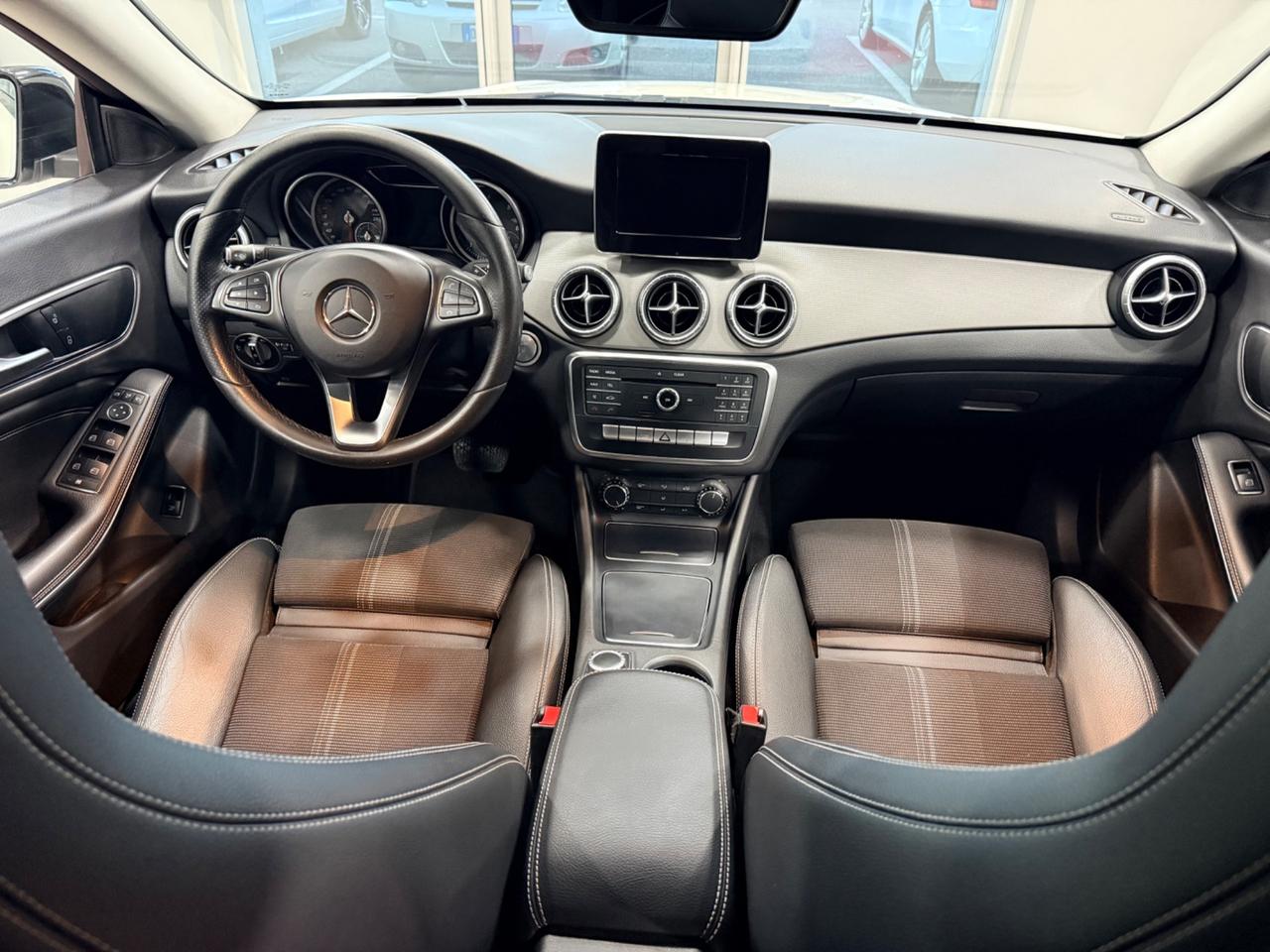Mercedes-benz CLA 200 d Automatic Sport