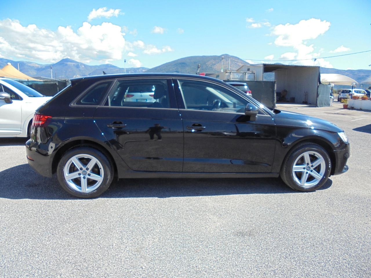 Audi A3 SPB 1.6 TDI 116 CV S tronic Business