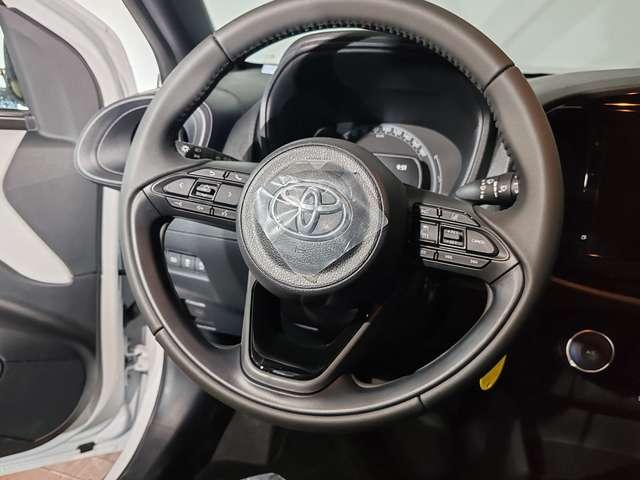 Toyota Aygo X 1.0 72cv Active + Telecamera