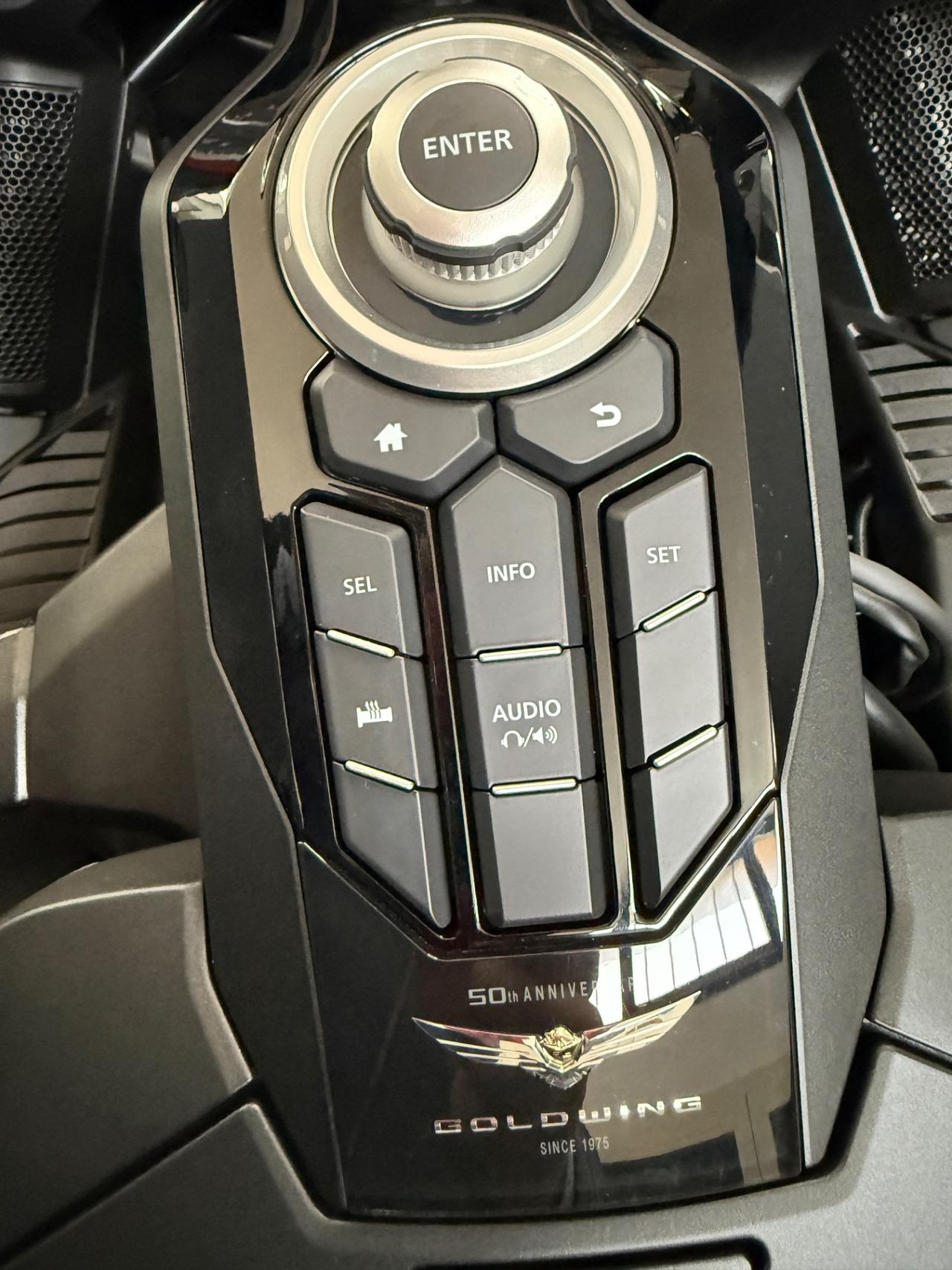 Honda GL 1800 Gold Wing Bagger 50 Anniversary