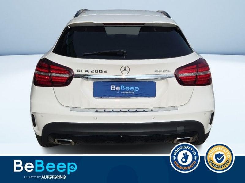 Mercedes-Benz GLA 200 D PREMIUM 4MATIC AUTO