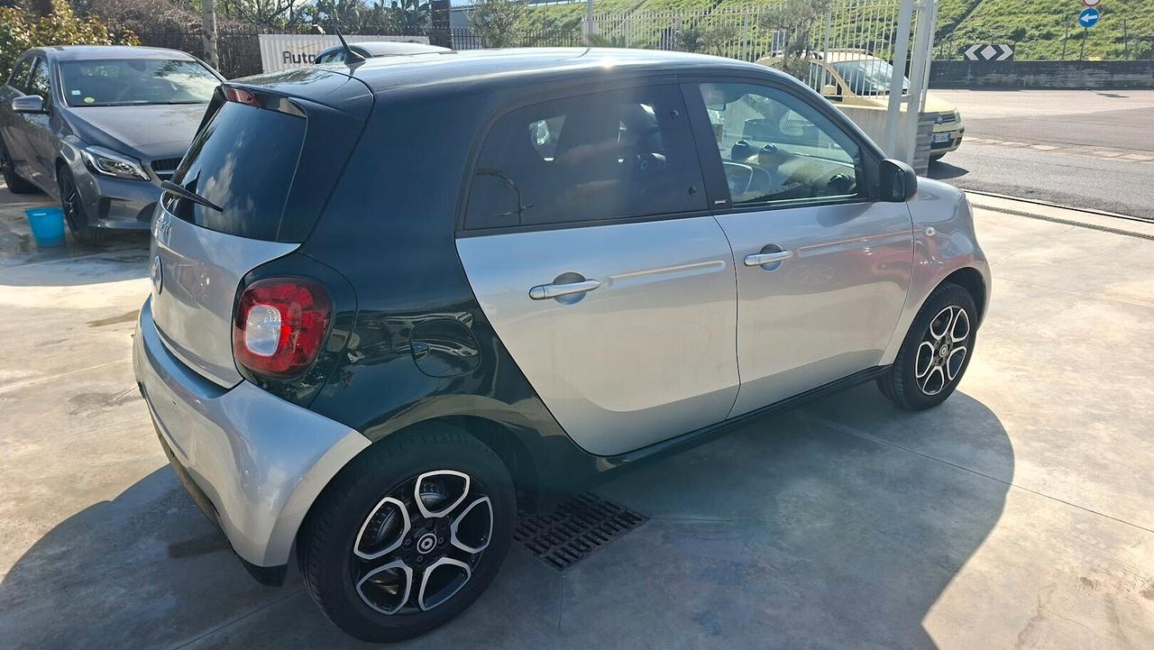 Smart ForFour 70 1.0 BENZINA 2018
