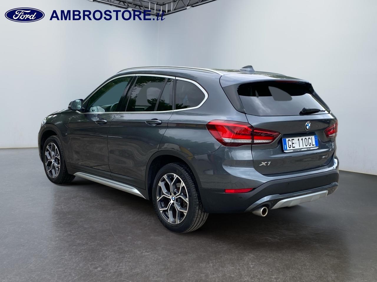 BMW X1 F48 2019 - X1 sdrive18i xLine Plus 136cv auto