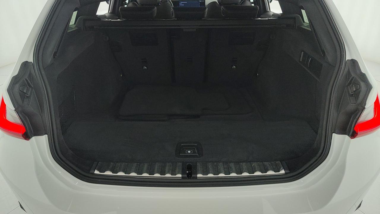 BMW Serie 3 G21 2022 Touring - 320d Touring mhev 48V xdrive MSport Pro auto