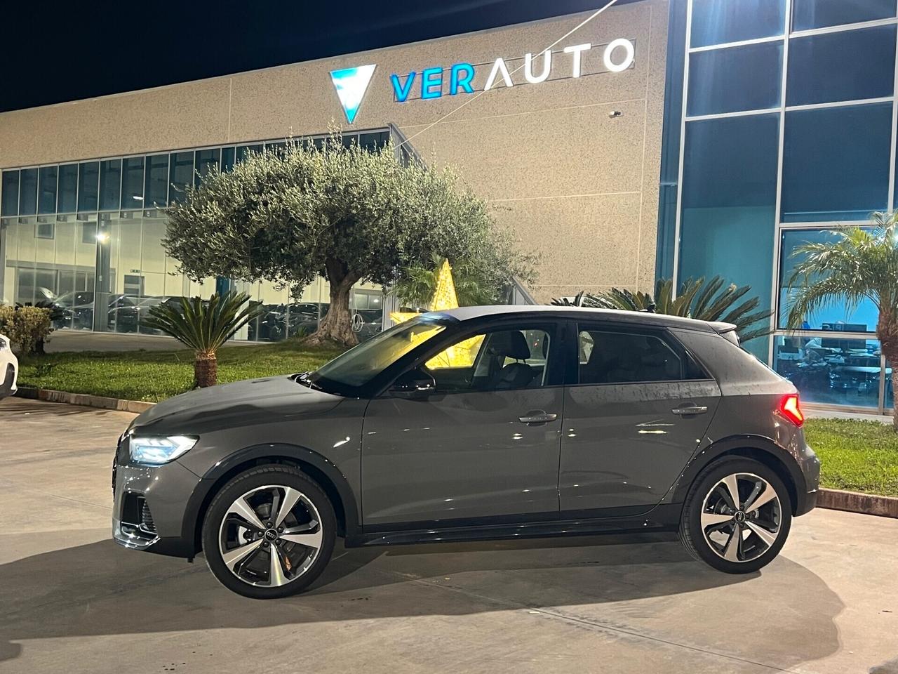 Audi A1 allstreet 30 possibilità noleggio no scoring