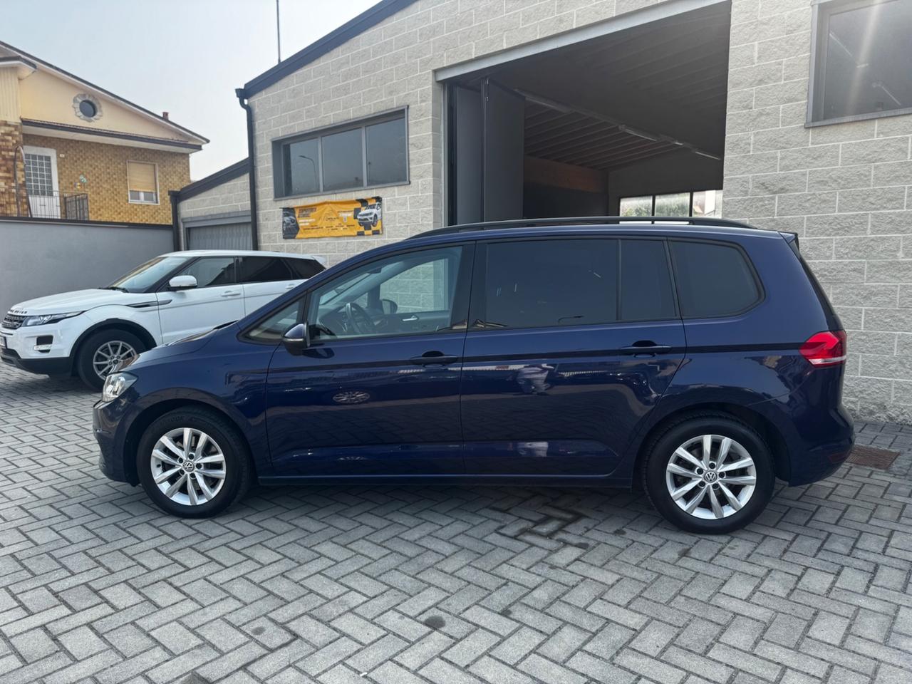 Volkswagen Touran 1.6 TDI 115 CV SCR DSG Comfortline BlueMotion Tech.