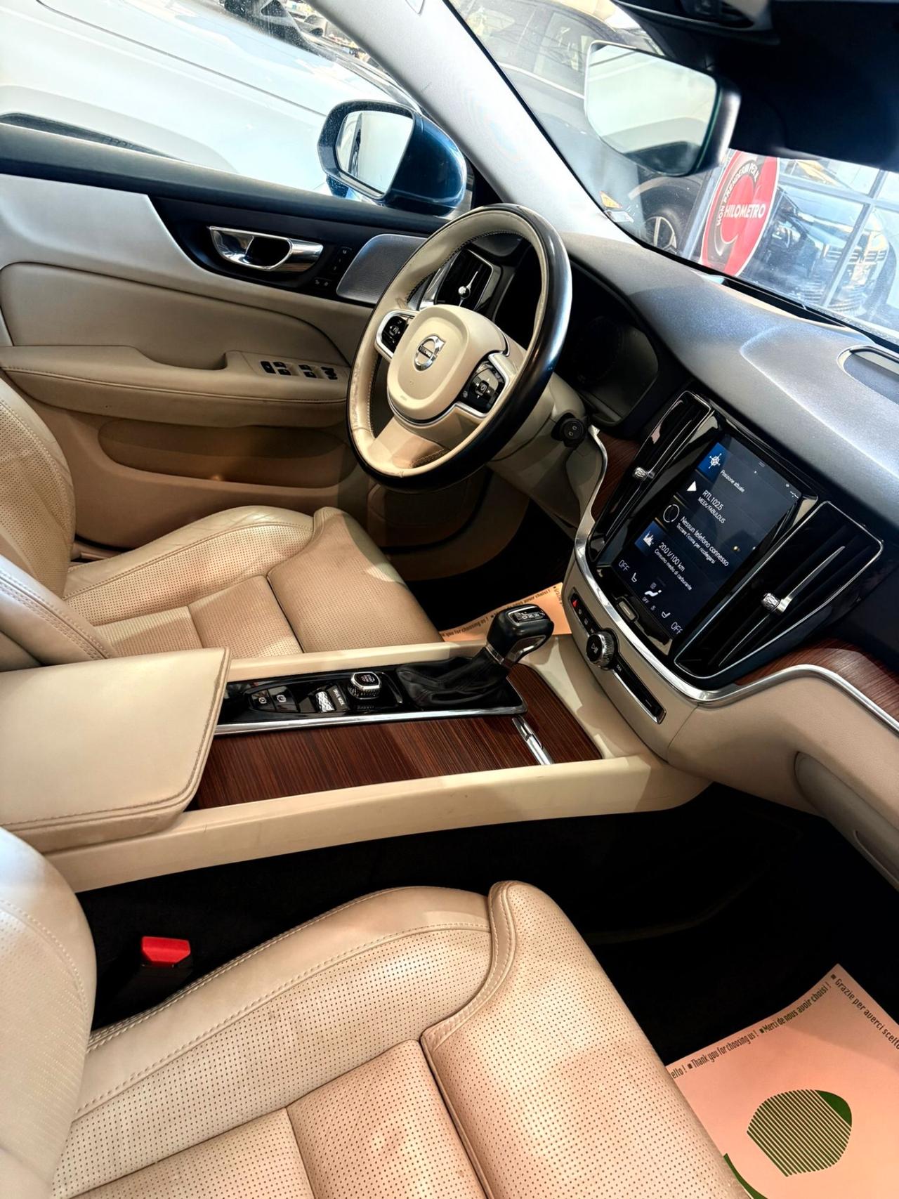 Volvo V60 D4 Geartronic R-design