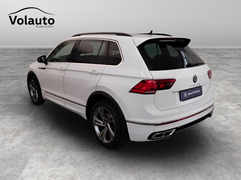 VOLKSWAGEN Tiguan II 2021 - Tiguan 1.5 tsi R-Line 150cv dsg