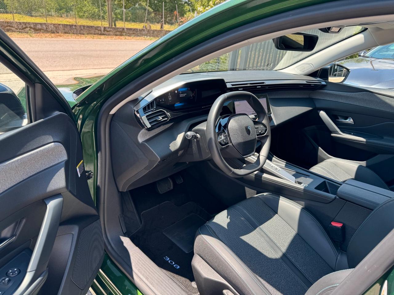 Peugeot 308 BlueHDi 130 S&S EAT8 Allure