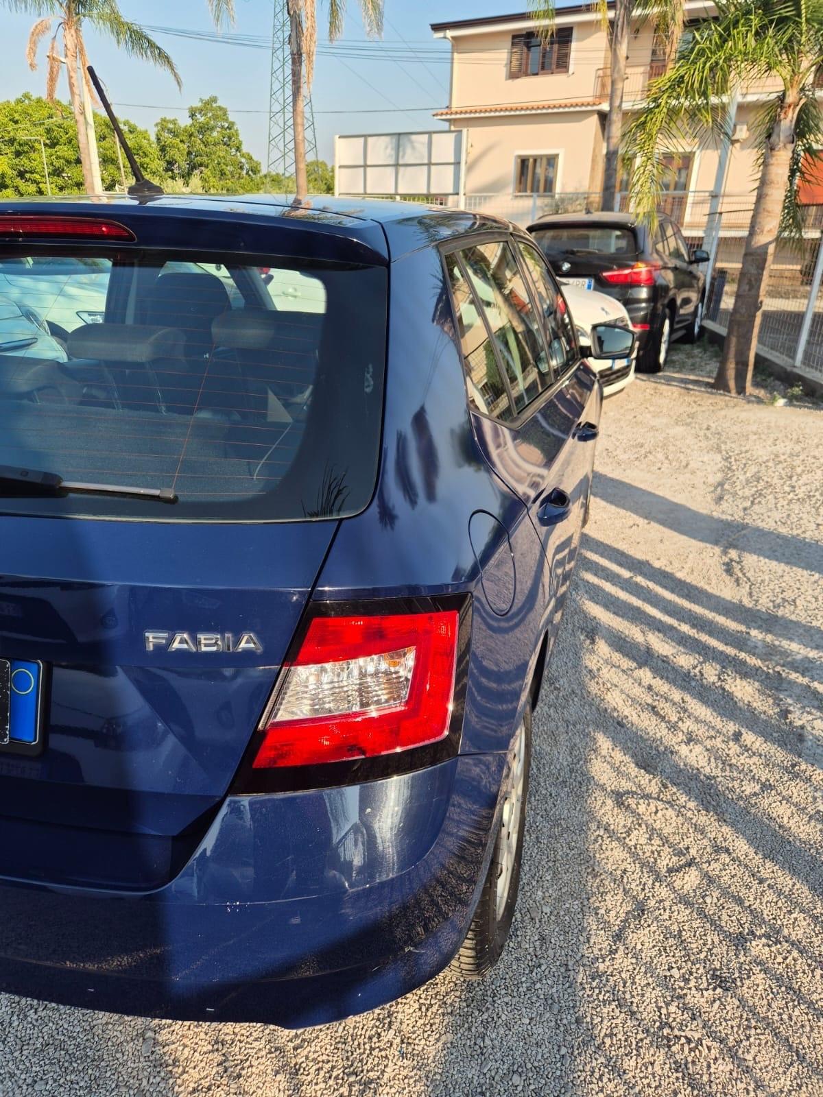SKODA FABIA 1.0 60CV 2016 85.000KM