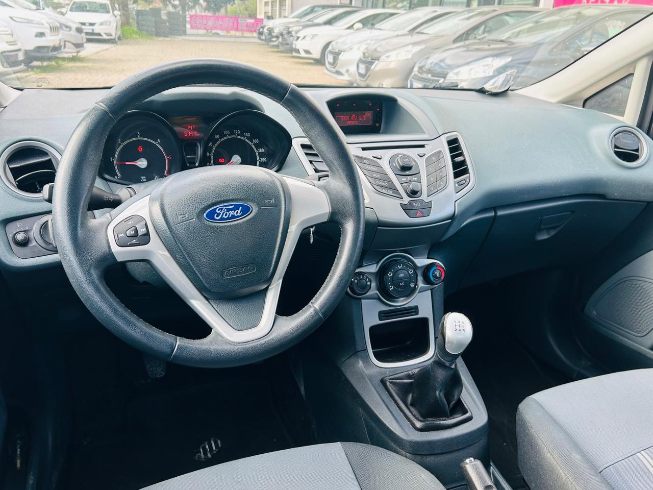 Ford Fiesta 1.4 TDCi 5p. Titanium