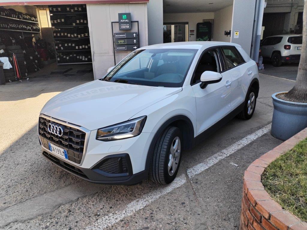 Audi Q2 30 2.0 tdi Business s-tronic
