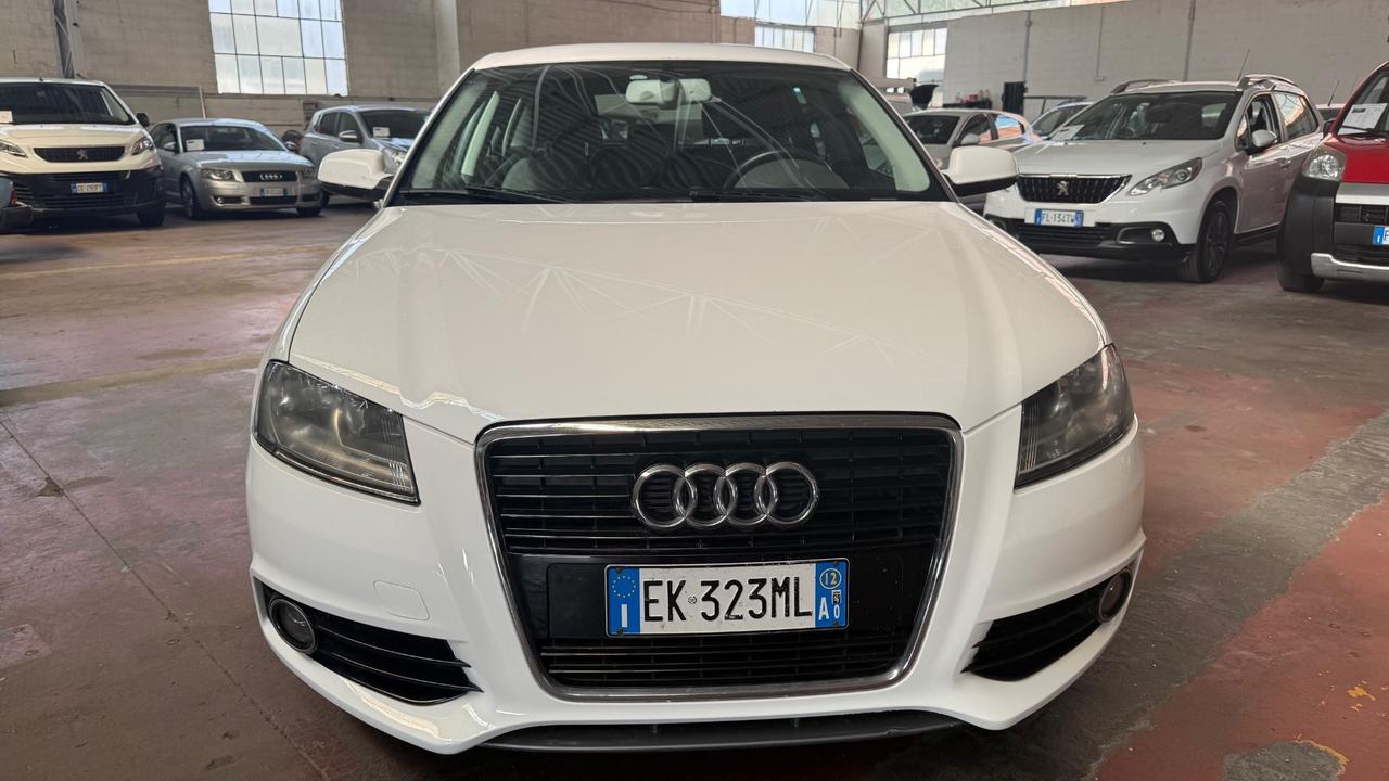 Audi A3 SPB 1.6 TDI 105 CV CR Ambition