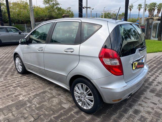MERCEDES-BENZ A 180 CDI Elegance C. AUTOMATICO