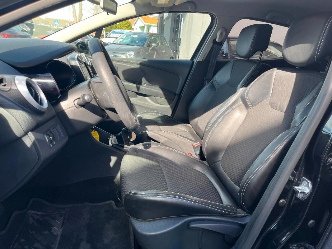 Renault Clio 1.2 16v Duel 75cv
