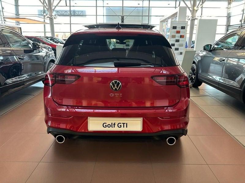 Volkswagen Golf 2.0 TSI GTI DSG