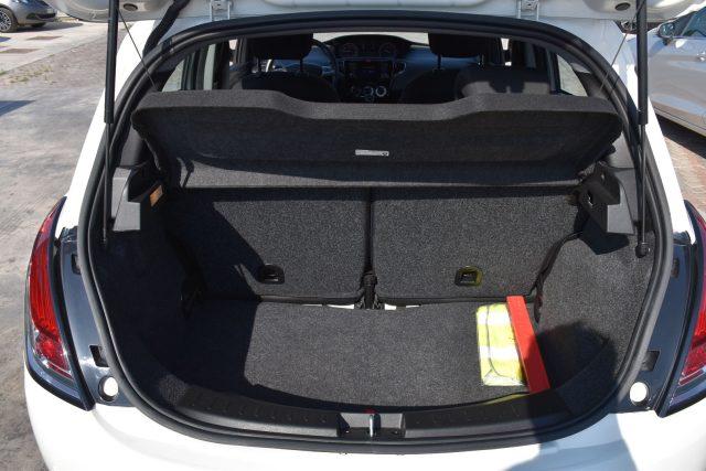 LANCIA Ypsilon 1.2 69 CV 5 porte S&S Gold