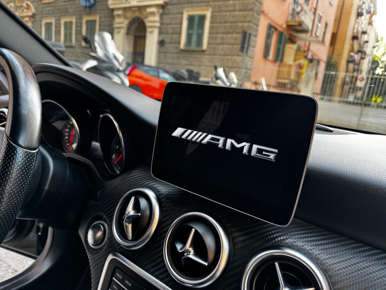 Mercedes-benz A 180d Premium AMG NIGHT EDITION- PERMUTABILE