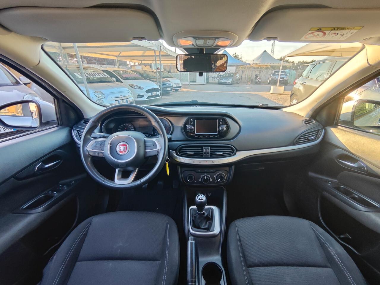 Fiat Tipo 1.3 Mjt 95 CV berlina Lounge del 2018 Euro 6