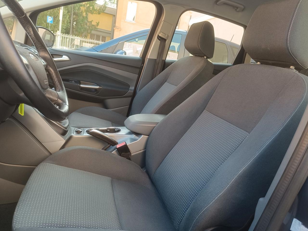 Ford C-Max 1.6 TDCi 115CV Titanium