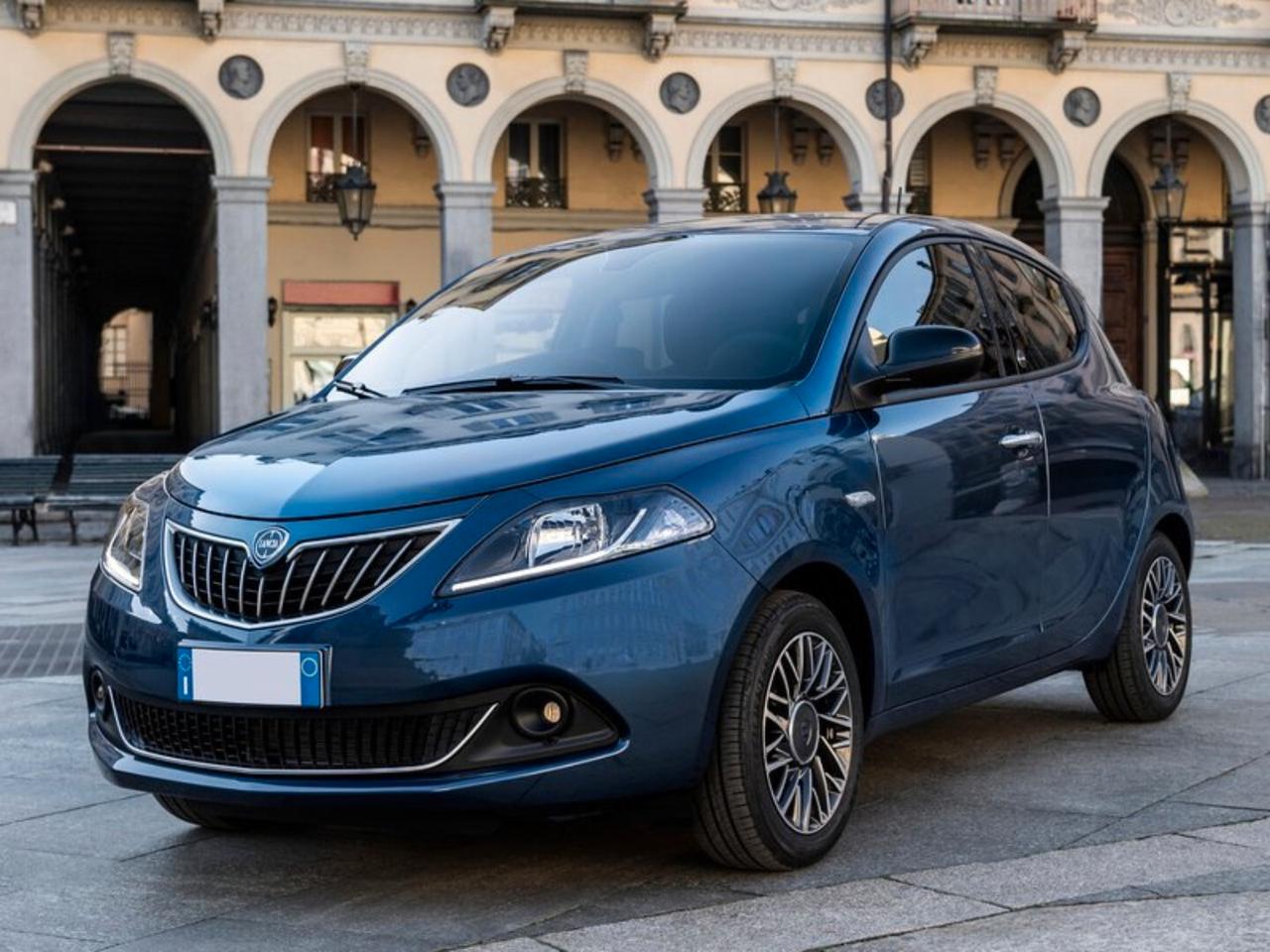 Lancia Ypsilon 1.0 FireFly 5 porte S&S Hybrid Ecochic Gold