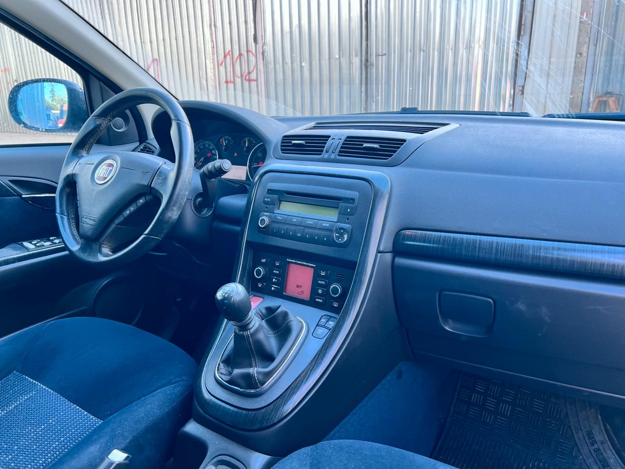 Fiat Croma 1.9 Multijet Emotion