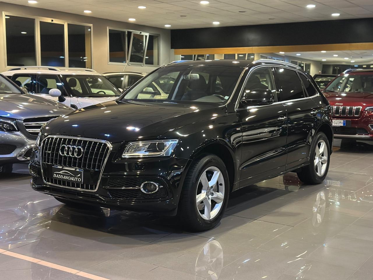 Audi Q5 3.0 V6 tdi quattro 250cv s-tronic S-LINE !!