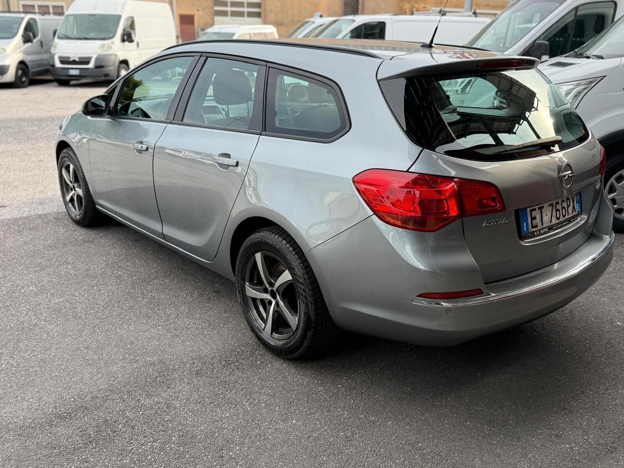 Opel Astra 1.7 CDTI 110CV Sports Tourer Elective Fleet