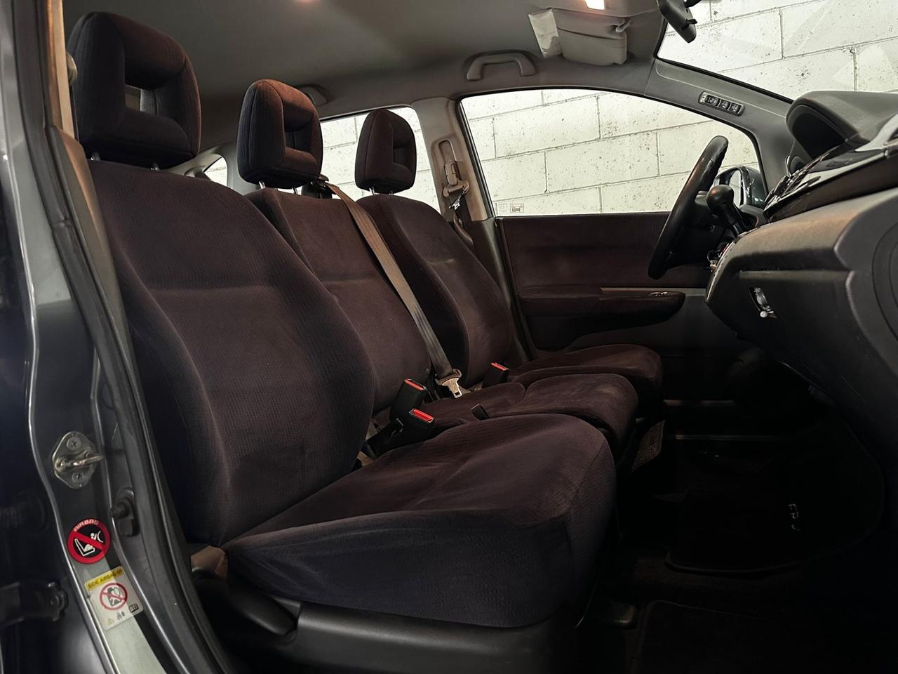 Honda FR-V 1.8 16V i-VTEC aut. Executive Navi LH