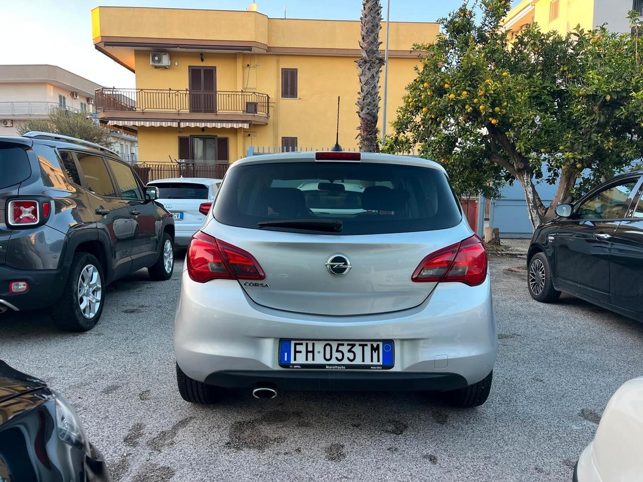 Opel Corsa 1.2 5 porte Innovation GPL