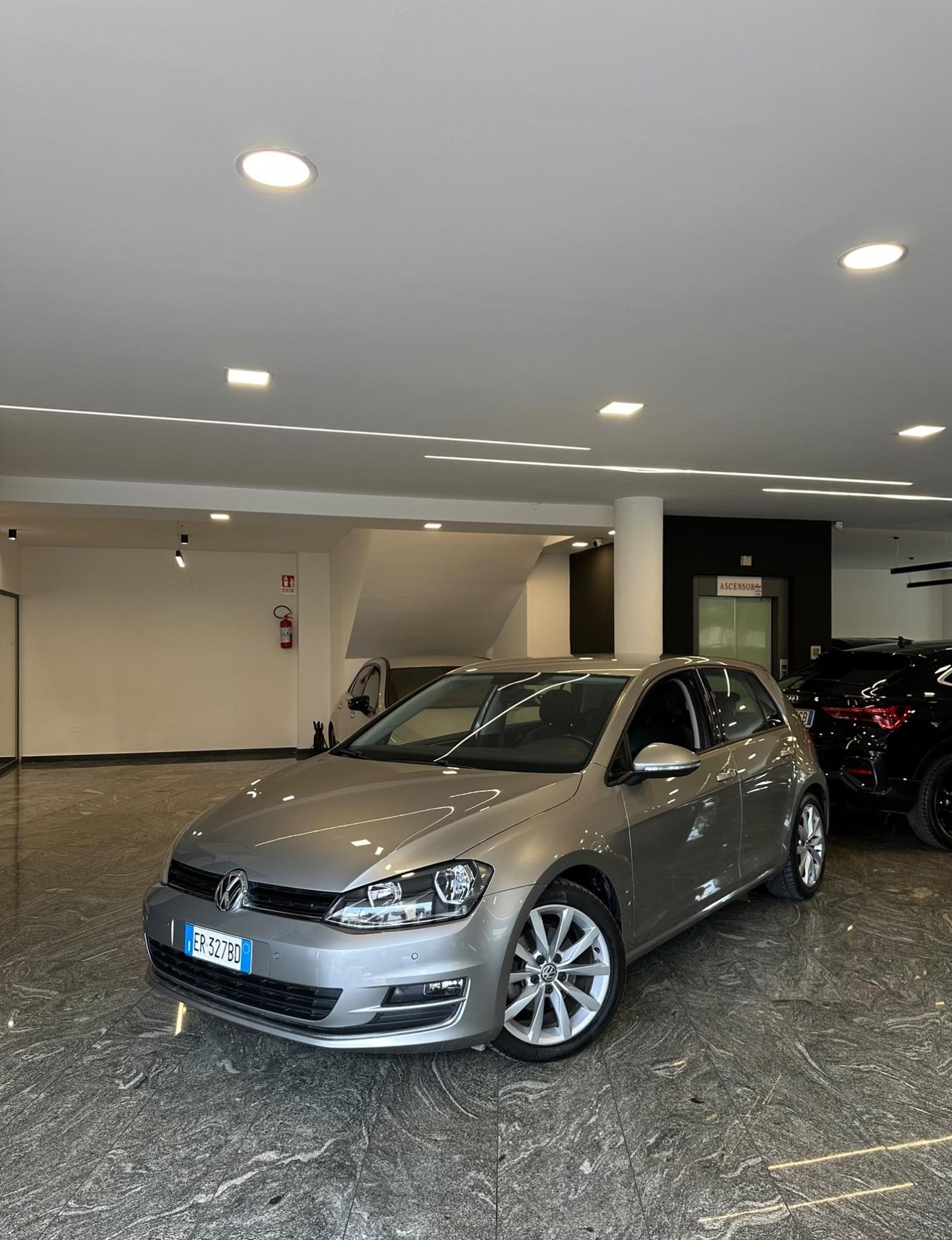 Volkswagen Golf 1.6 TDI 5p. 4MOTION Highline BlueMotion Technology